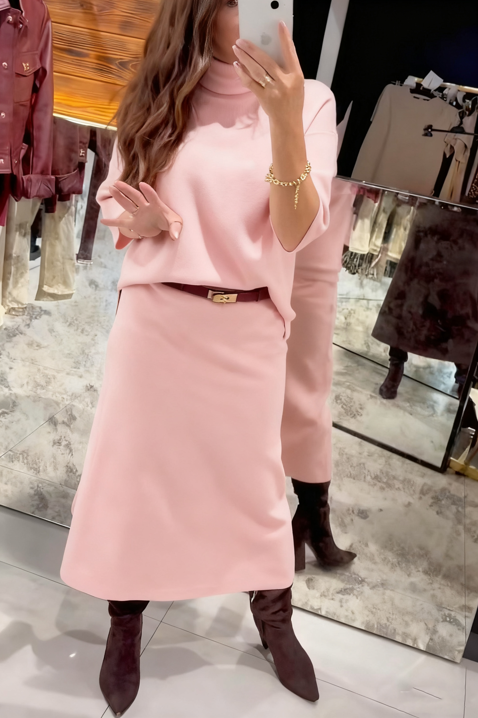 Garnitur damski klasyczny