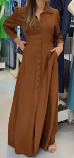 Jednorzędowa dopasowana spódnica maxi z jeansu z klapami