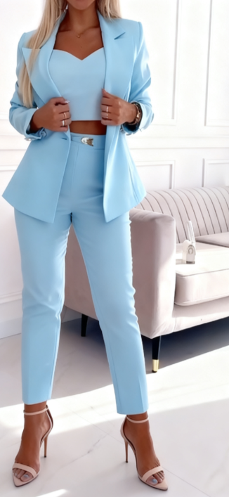 Damski, casualowy garnitur w jednolitym kolorze, z długimi rękawami i klapami