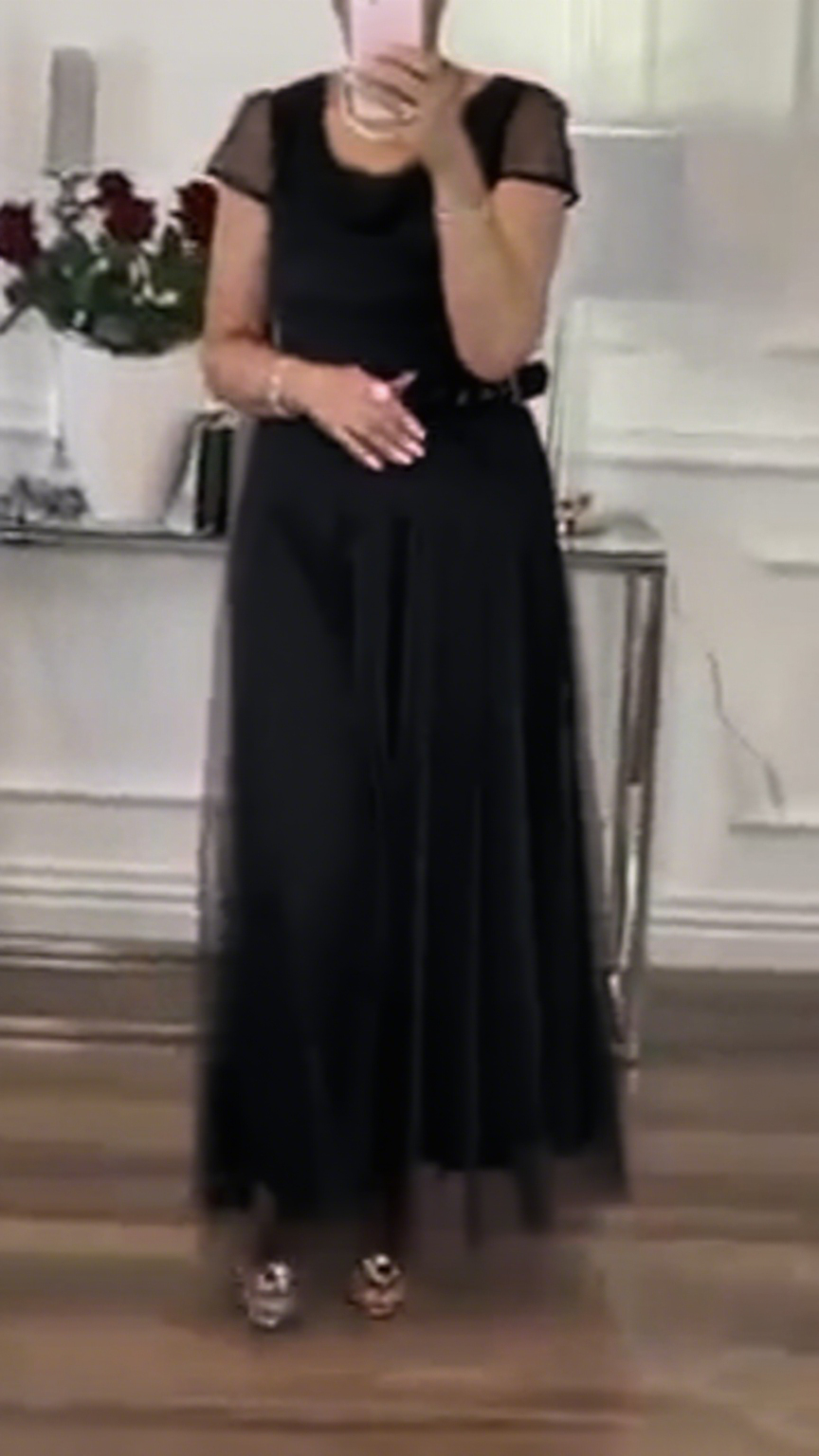 Suknia elegancka z półrękawami