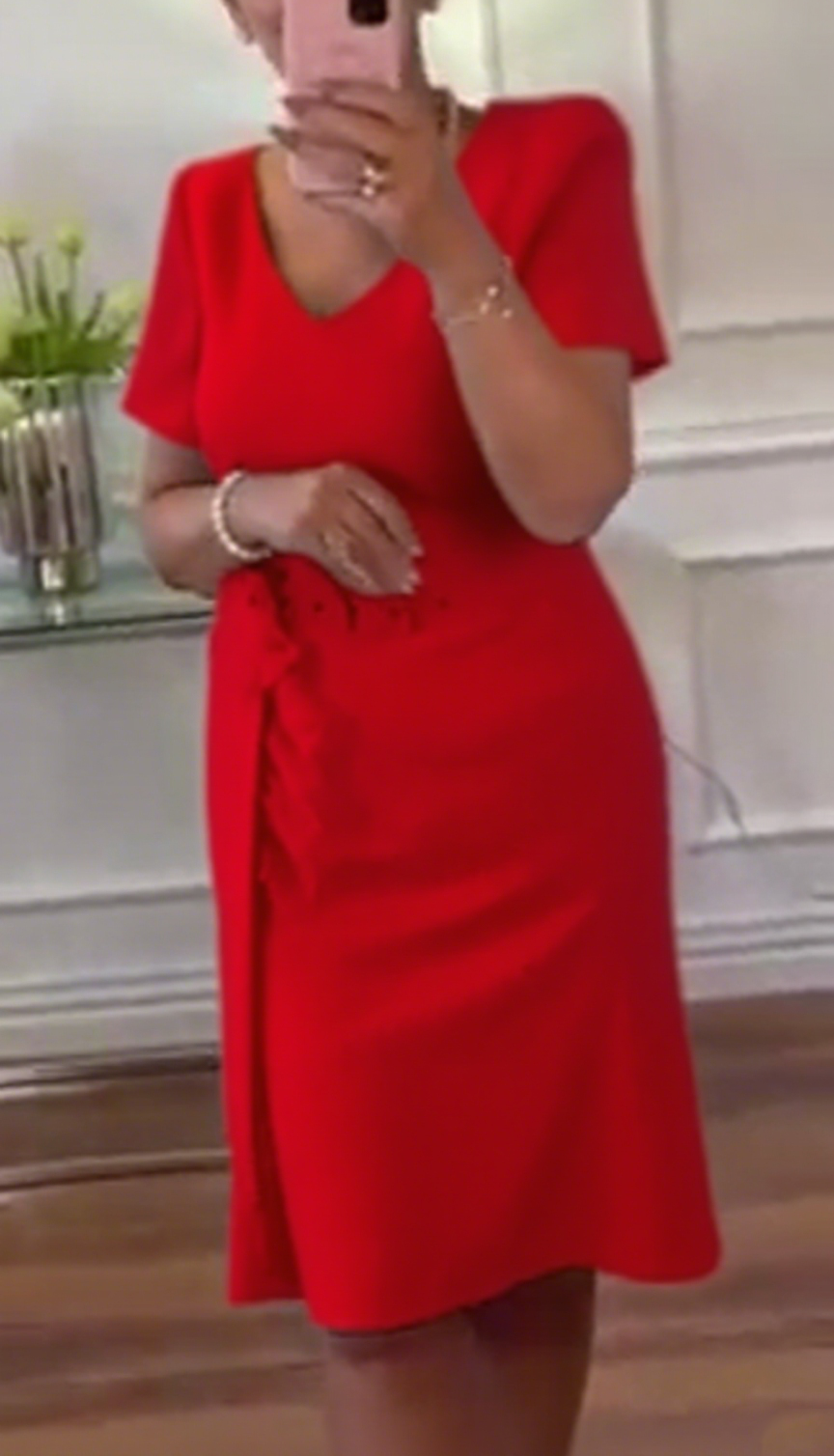 Suknia ozdobna z falbankami