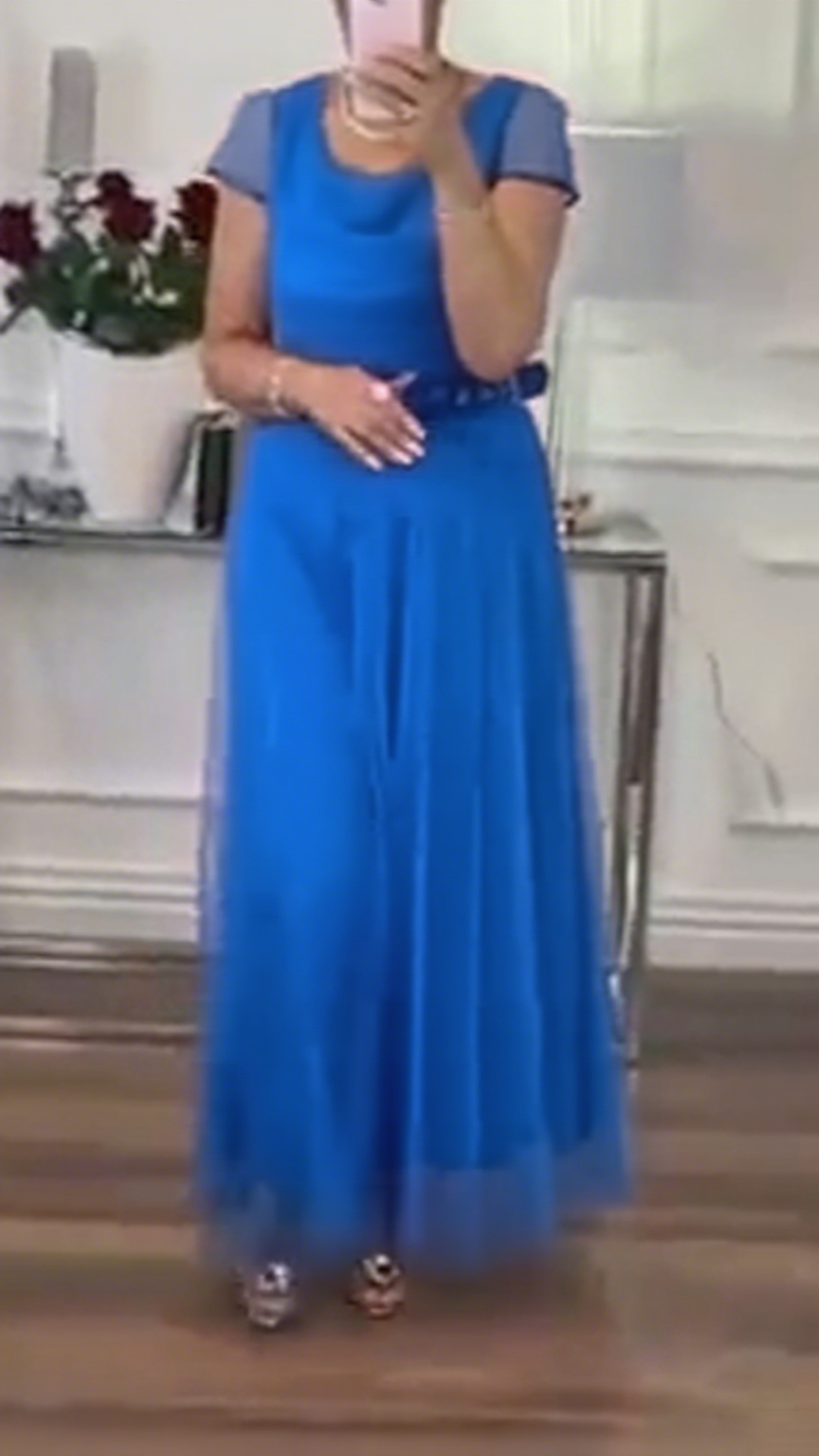 Suknia elegancka z półrękawami