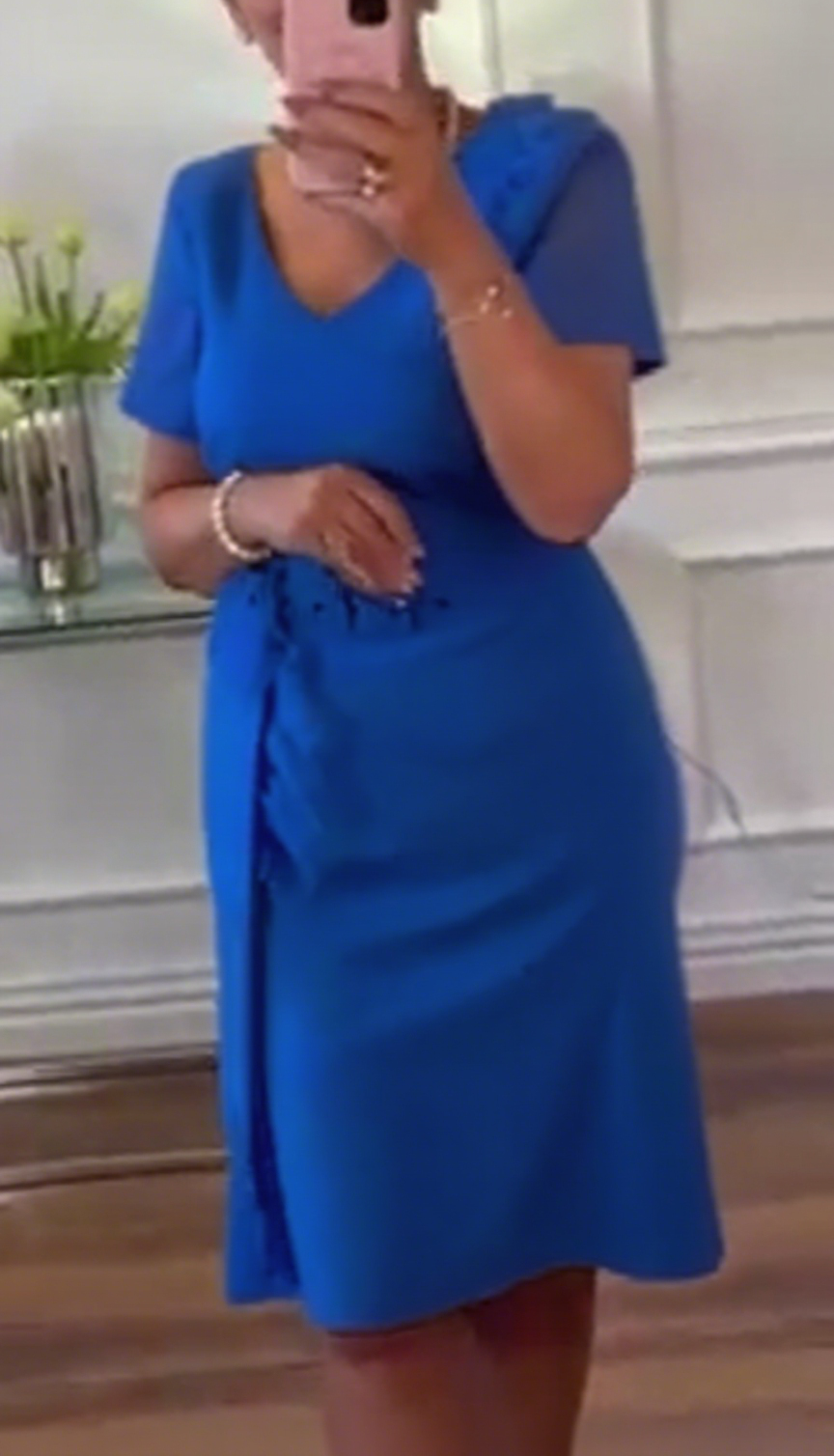 Suknia ozdobna z falbankami