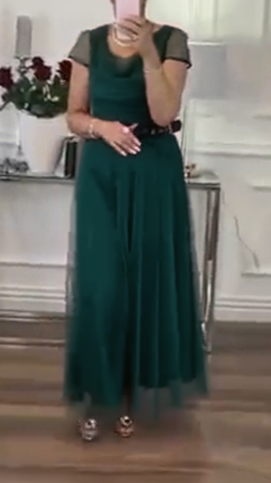 Suknia elegancka z półrękawami