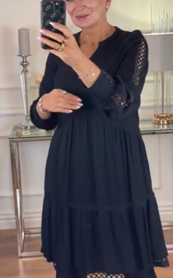 Suknia damska z falbankami