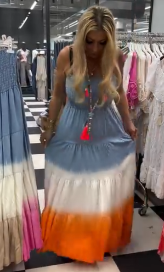 Sukienka bez rękawów z okrągłym dekoltem i efektem tie-dye