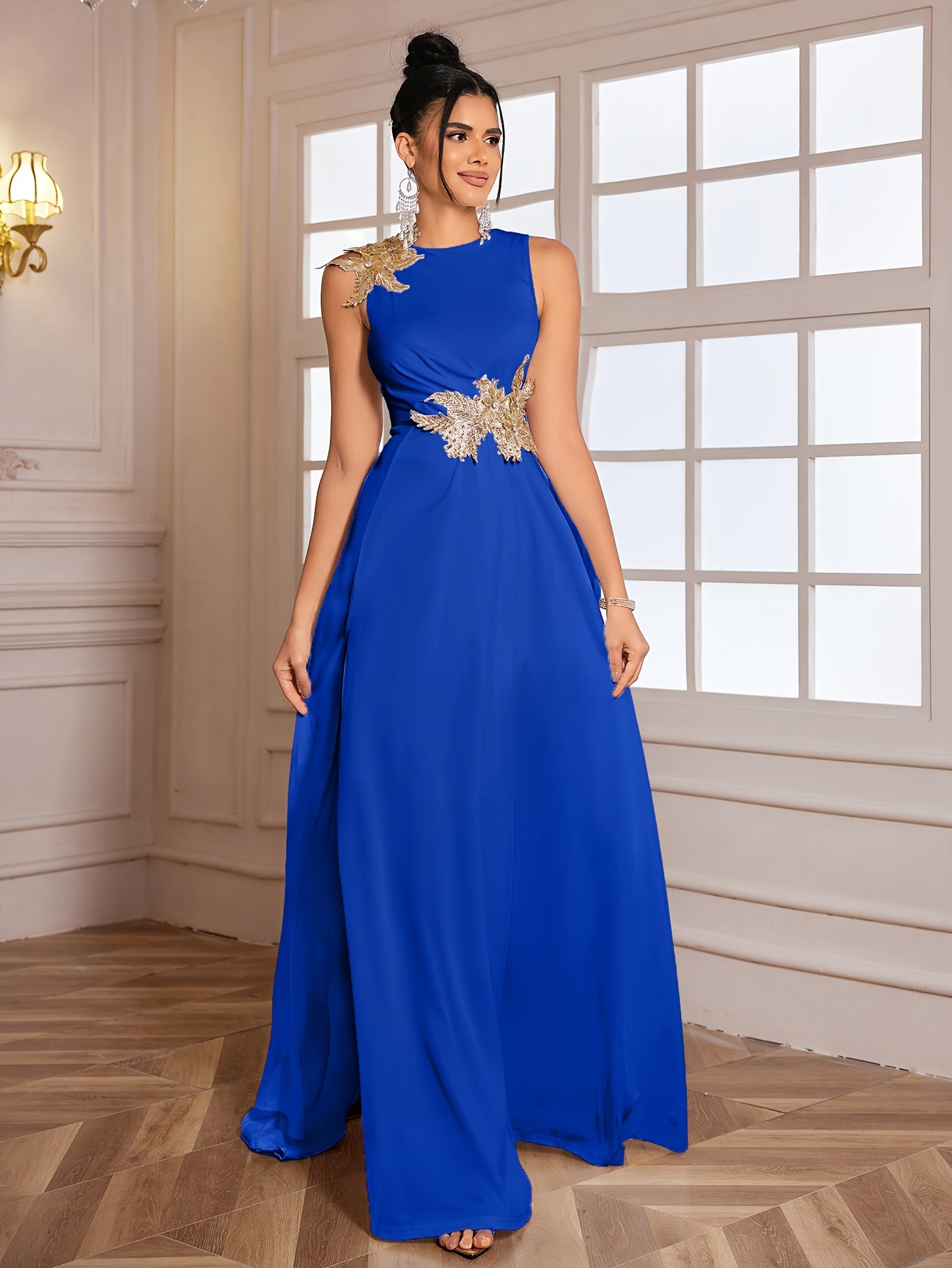 Elegancka sukienka imprezowa bez rękawów dla kobiet