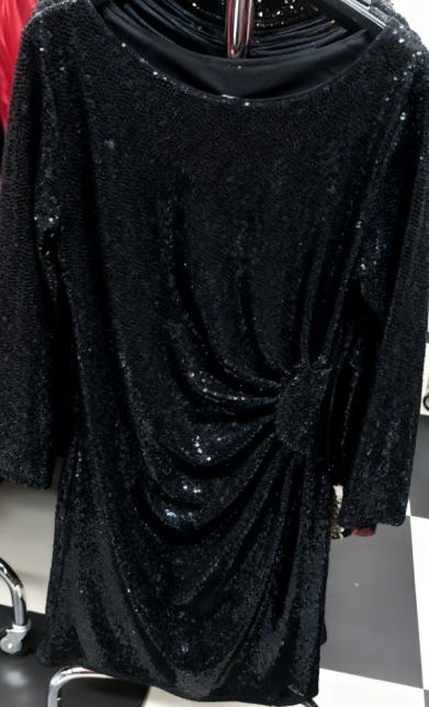 Sukienka z długim rękawem i okrągłym dekoltem z cekinami