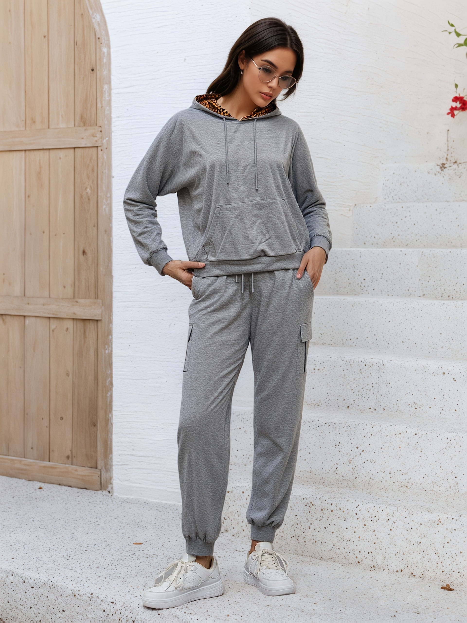 Bez opłat importowych Lokalny magazynKobiety Casual Hoodie Zestaw z kieszeniami Stylowy i wygodny kombinezon treningowy dla Casual Dress