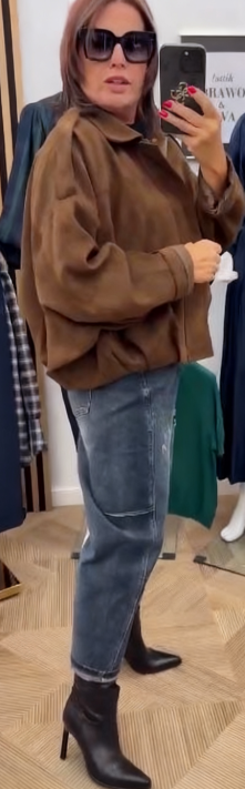 Kurtka casualowa z klapami i zamkiem błyskawicznym