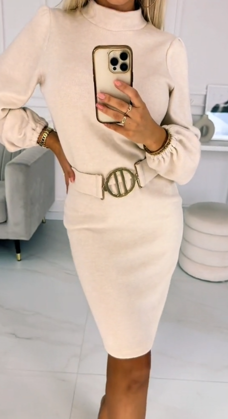 Sukienka z długim rękawem, okrągłym dekoltem, z paskiem