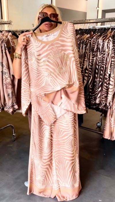 Garnitur z nadrukiem zebry, okrągły dekolt, długie rękawy