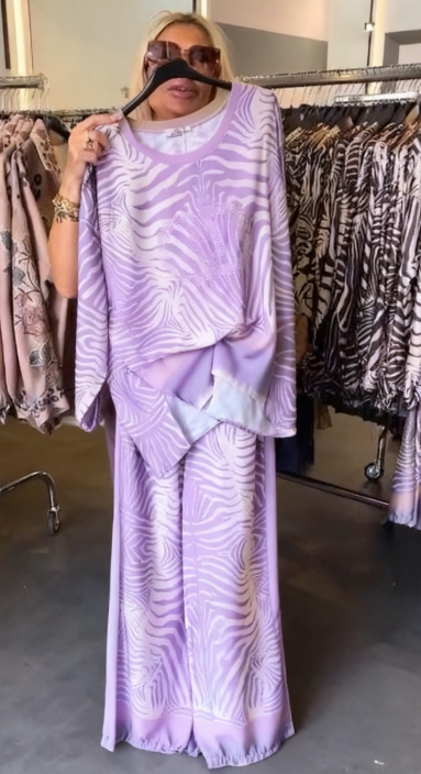 Garnitur z nadrukiem zebry, okrągły dekolt, długie rękawy