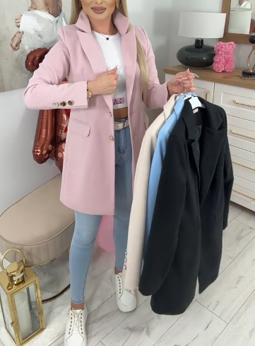 Elegancki wełniany krótki płaszcz z klapami