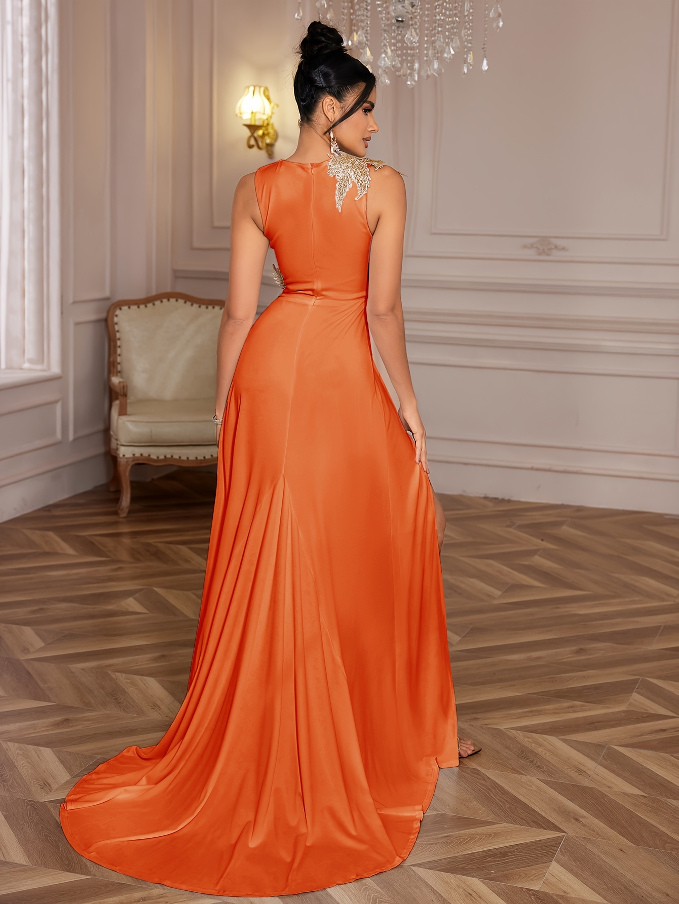 Elegancka sukienka imprezowa bez rękawów dla kobiet