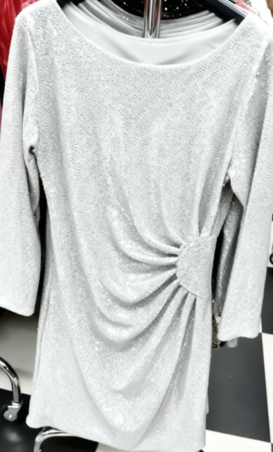 Sukienka z długim rękawem i okrągłym dekoltem z cekinami