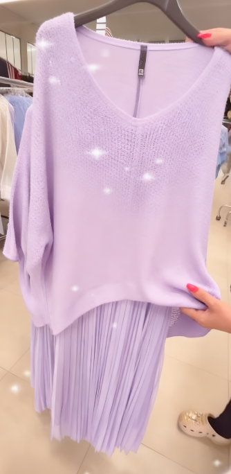 Sukienka dzianinowa z okrągłym dekoltem