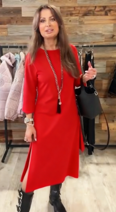 Sukienka casualowa, rękawy 3/4, okrągły dekolt, rozcięcie