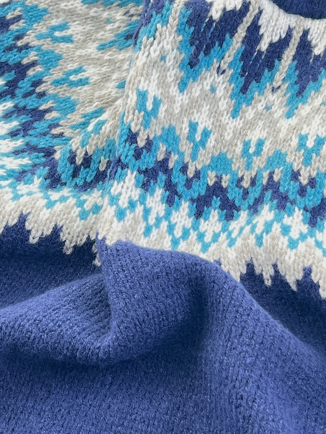 Miękka, gruba bluza z kapturem ze wzorem Glacier Mountain