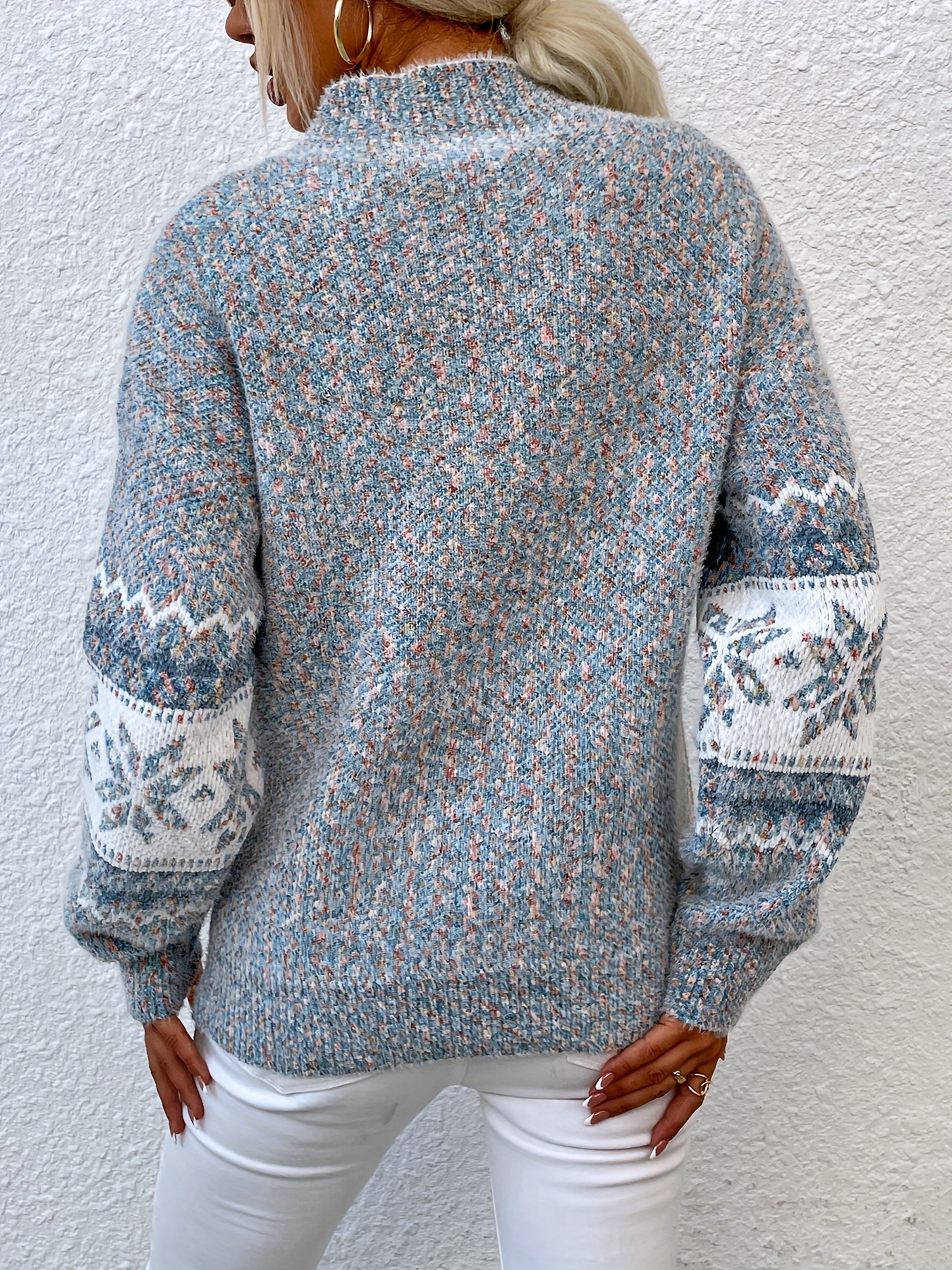 Sweter damski z golfem na jesień i zimę