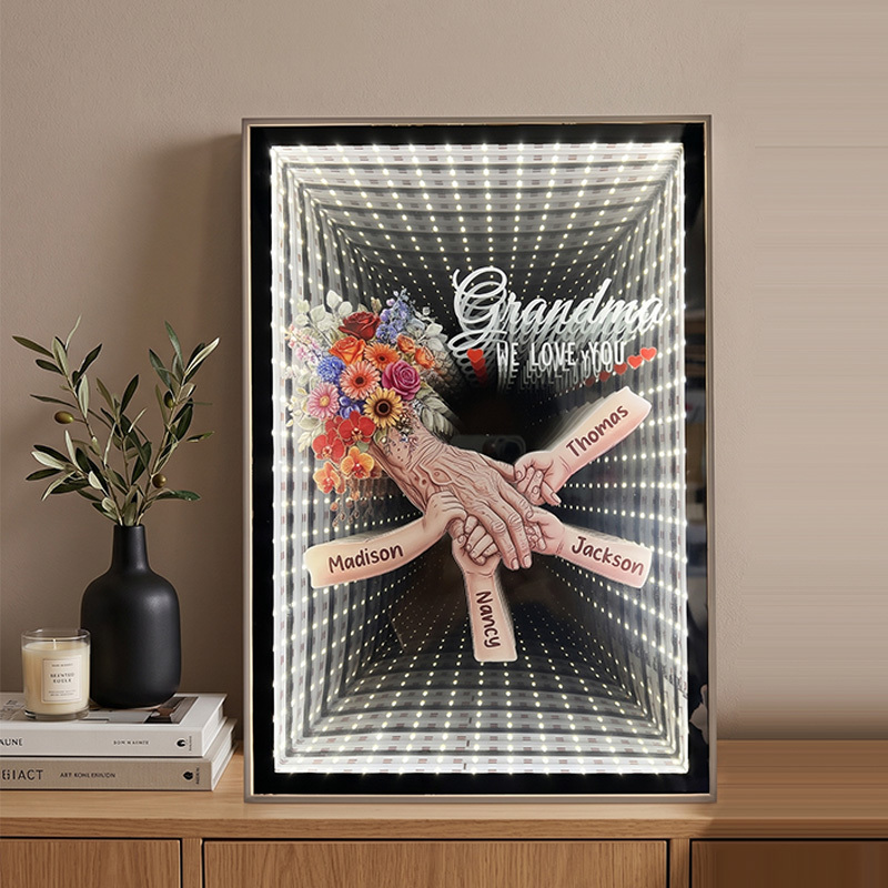 Personalized Mommy and Children Holding Hands Starry Mirror Light Box