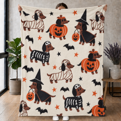 Cute Halloween Dachshund Costume Blanket – Spooky Dog Pattern Throw