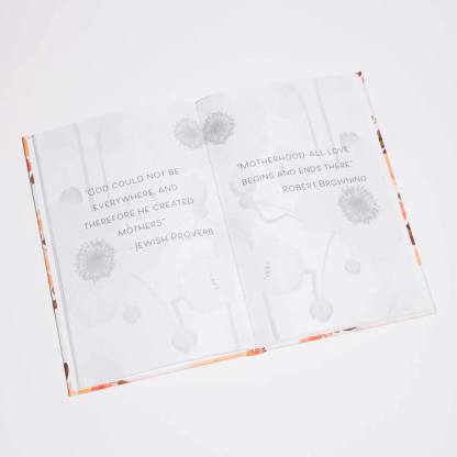 Mom's Story Keepsake Journal: Guided Family Memory Book - The Gift for Your Mother