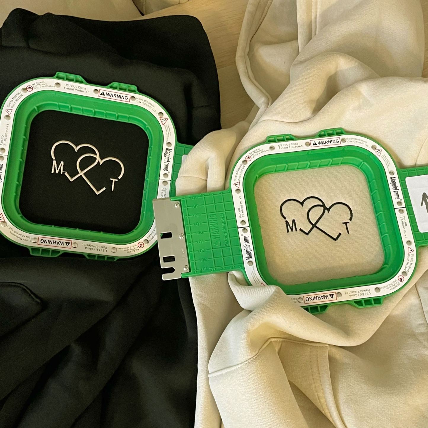 Heart-to-heart Embroidered Couple Sweatshirt