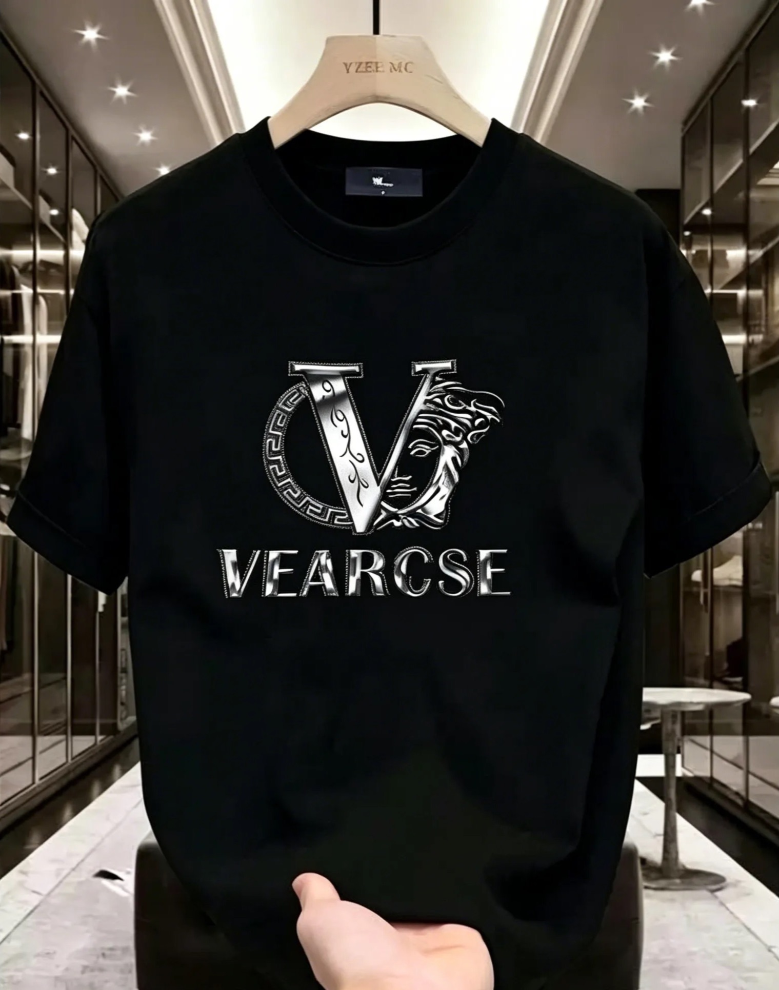 Vearcse Luxury Baroque Graphic Tee