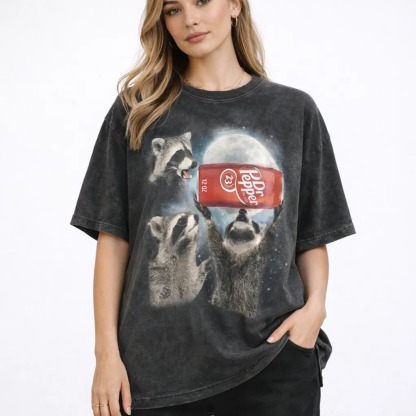 Vintage Raccoon Taco Graphic T-Shirt – Funny Late Night Food Lover Tee