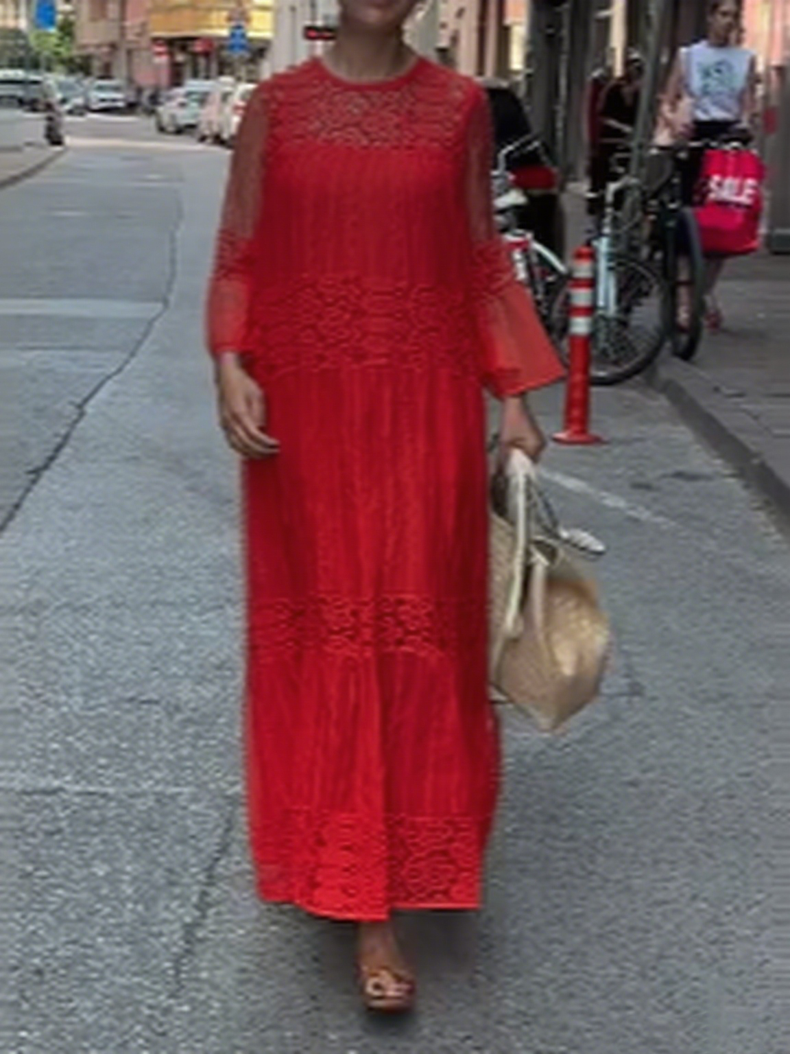 Sukienka z haftem lace