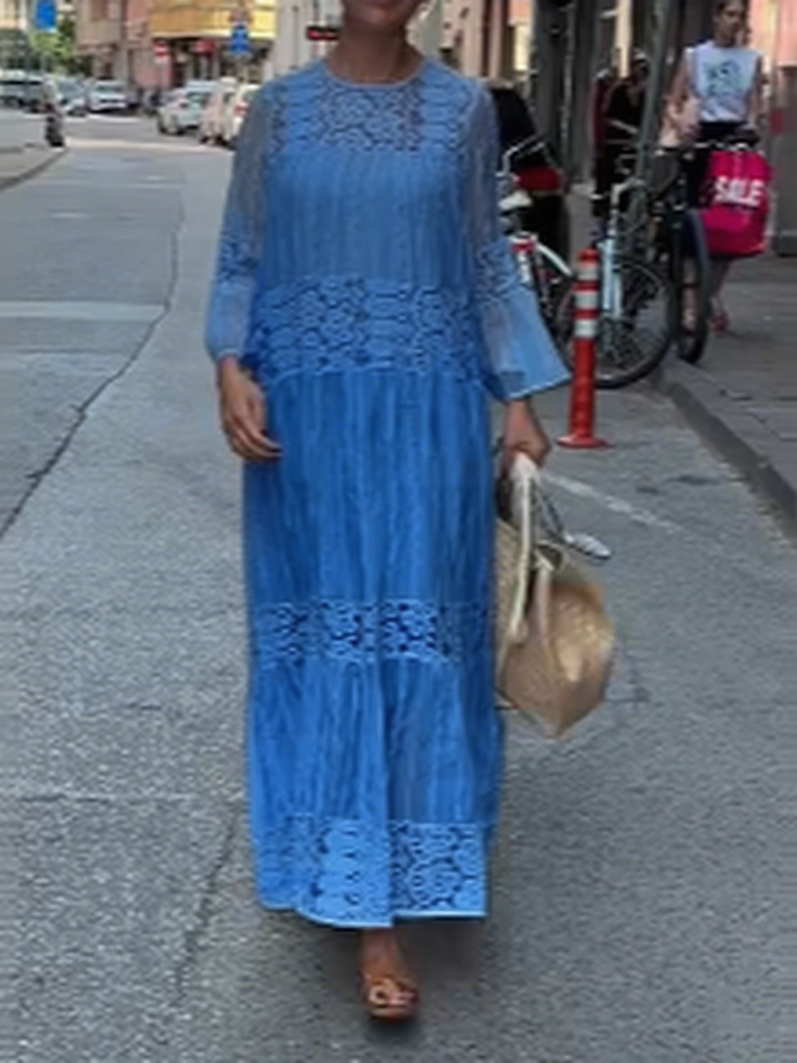 Sukienka z haftem lace