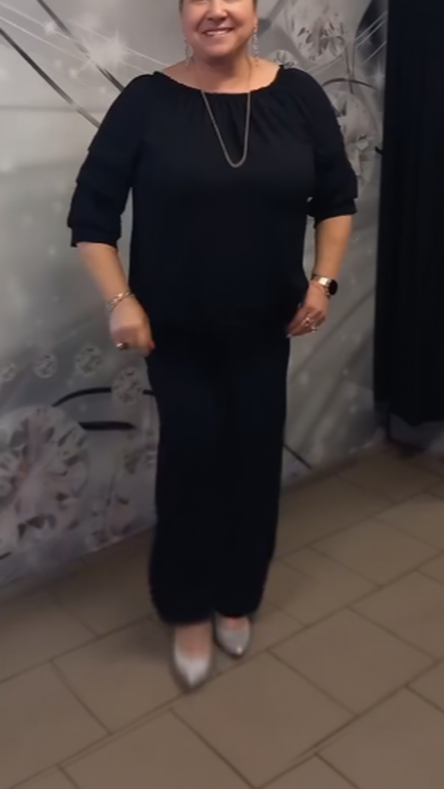 Sukienka z Dekoltem Off-Shoulder