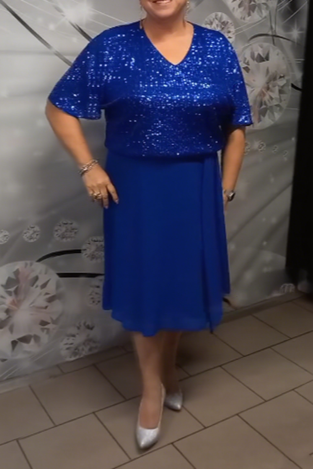 Stylowa Sukienka z Zapinką