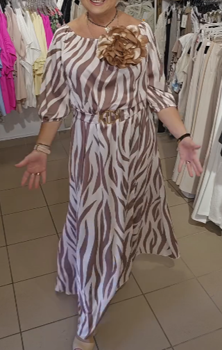 Zebraowy Sukienki z Kwiatem