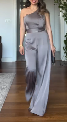 Kombinezon elegancki z szerokimi nóżkami