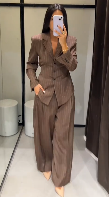 Garnitur z detałami biznesowymi, materiał luksusowy, klasyczny💼 Trendy Styl! Promocja na Wyjątkową Kompozycję 🎉