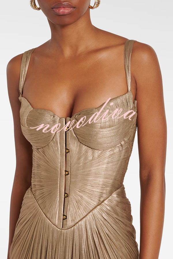 49% zniżki na wyprzedaż✨Vegas królowa metalowe plisowane rzeźbione bodice z powrotem z koronką Drape Maxi sukienka