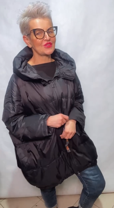 Ciepły i gruby damski zimowy płaszcz z kapturem zapinany na zamek