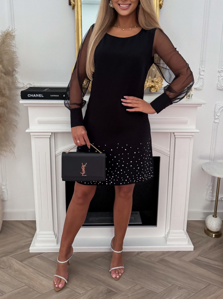 Czarna elegancka sukienka Carbon z perełkami