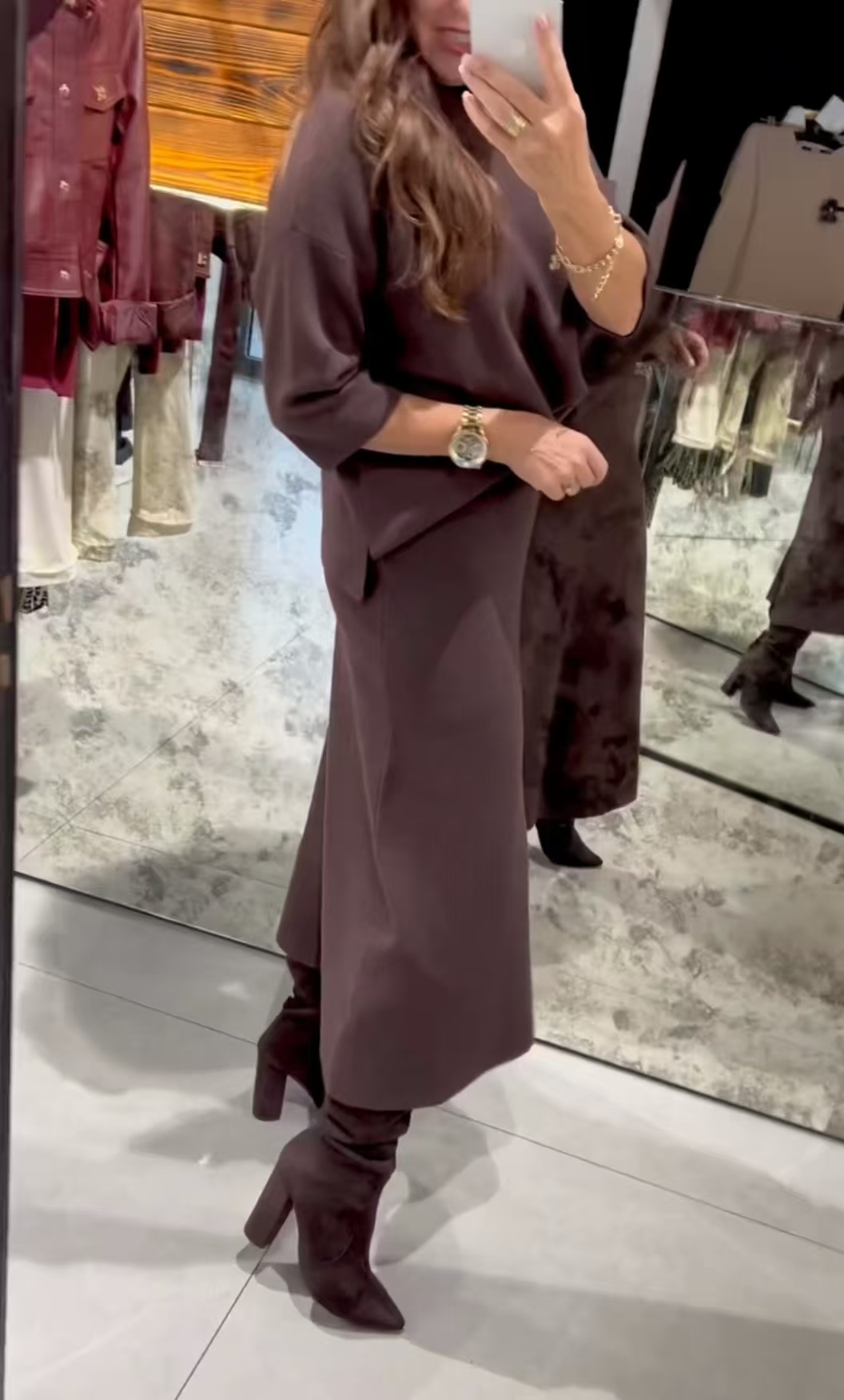 Garnitur damski klasyczny