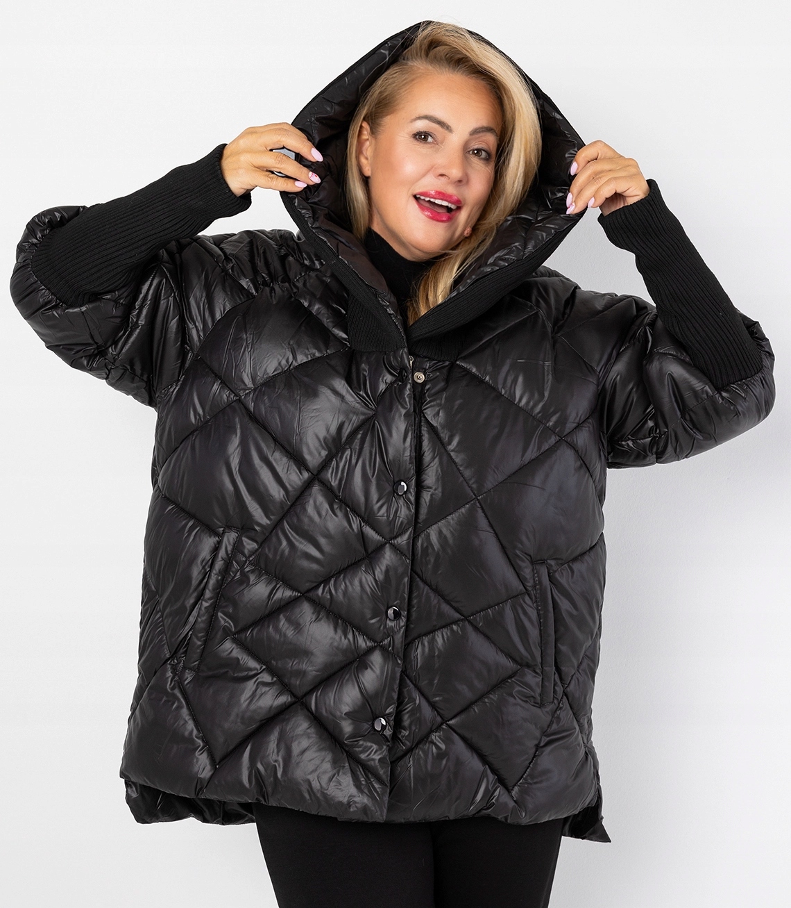 Kurtka zimowa z ozdobnymi ściągaczami oversize DIAMOND S Rozmiar S