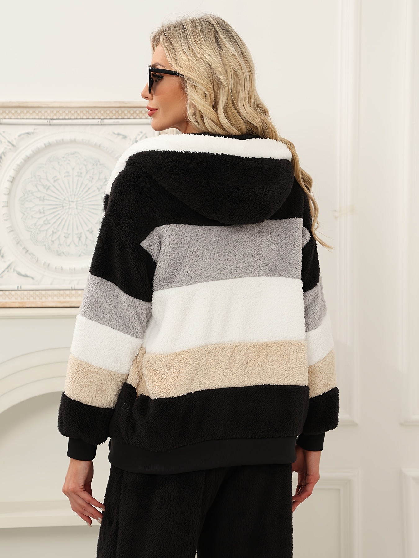 Elegancka zimowa odzież wierzchnia dla kobiet – ciepłe kurtki