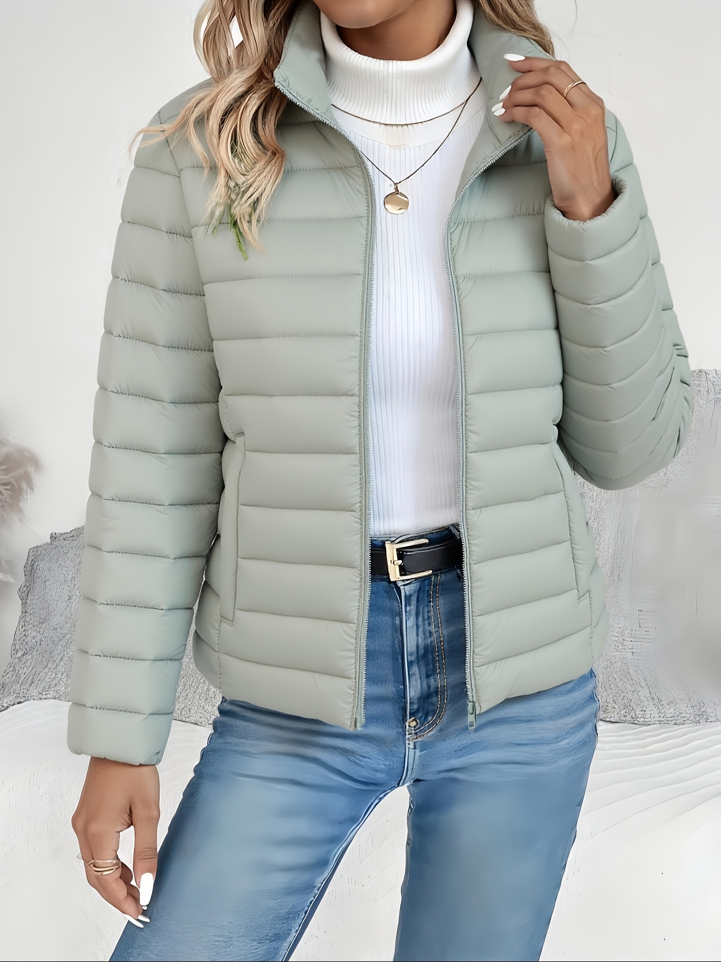 Eleganckie damskie kurtki zimowe - lekki płaszcz ze stójką