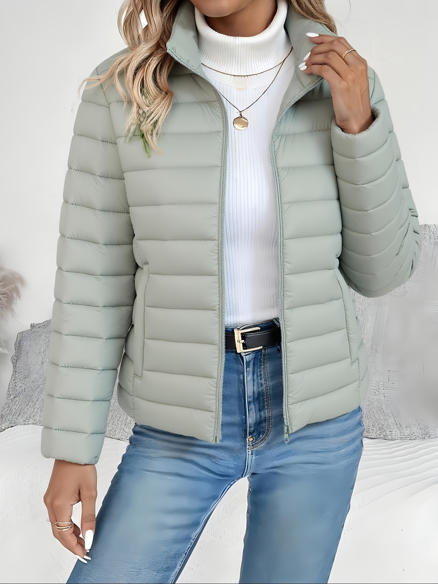 Eleganckie damskie kurtki zimowe - lekki płaszcz ze stójką