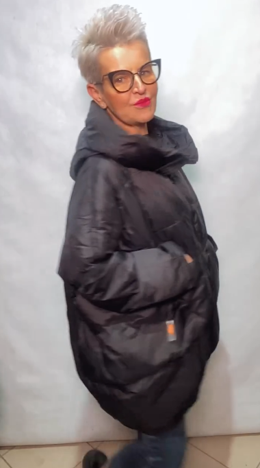 Ciepły i gruby damski zimowy płaszcz z kapturem zapinany na zamek