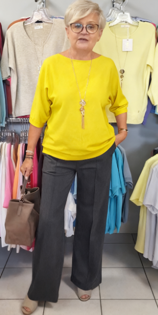 Garnitur damski, luźna góra, rękawy średniej długości, szerokie spodnie