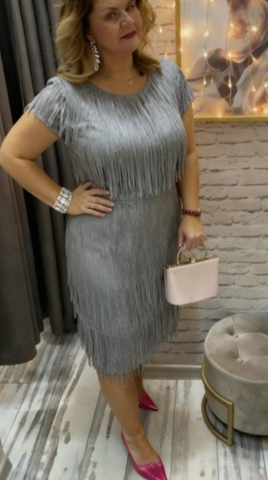 👗Sukienka z okrągłym dekoltem i frędzlami z cekinów