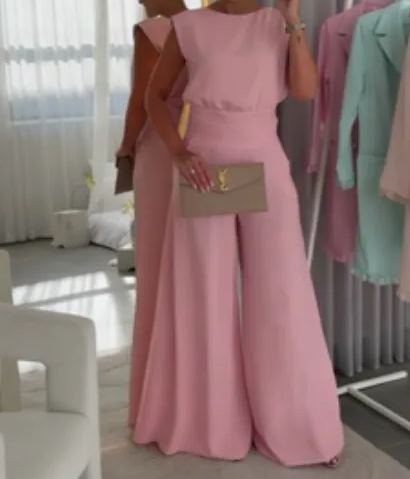 Jednokolorowy kombinezon na co dzień z okrągłym dekoltem i bezrękawnikiem