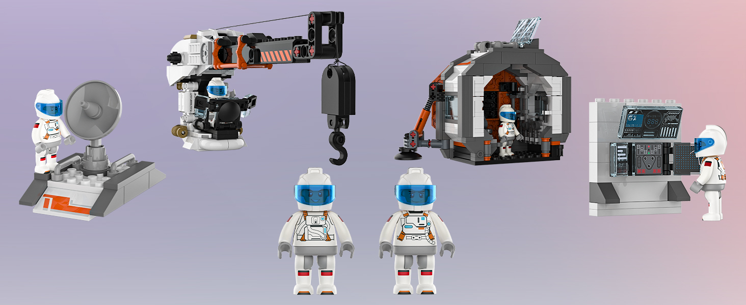 Two astronaut mini figures included with the space base building set